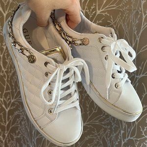 Guess Brisco Sneakers Gold Chains